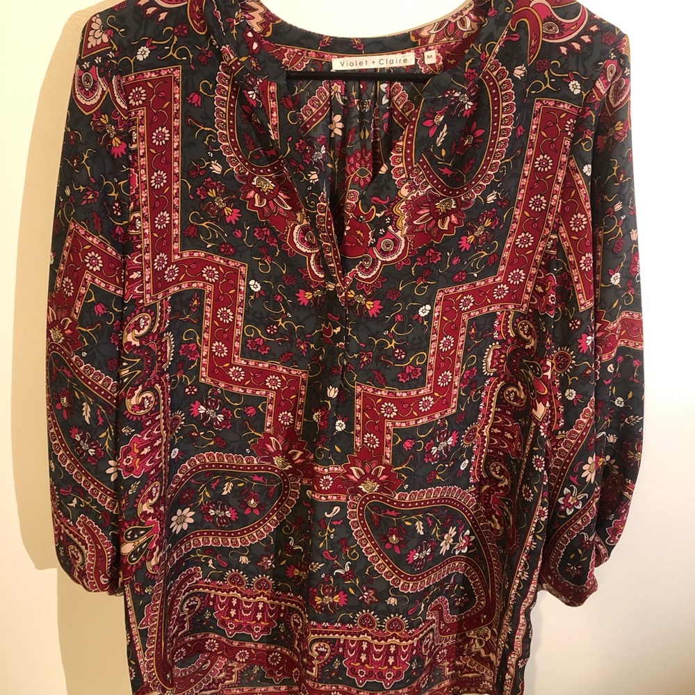 Puffed sleeve blouse